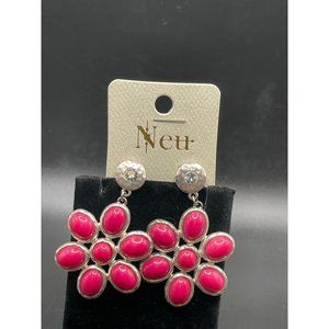 Neu Silver Tone Pink Flower Design Post Earring.